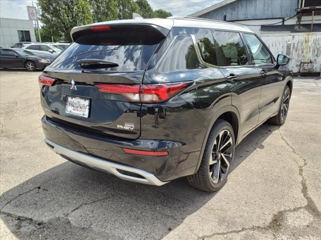 2024 Mitsubishi Outlander PHEV SEL Platinum Edition