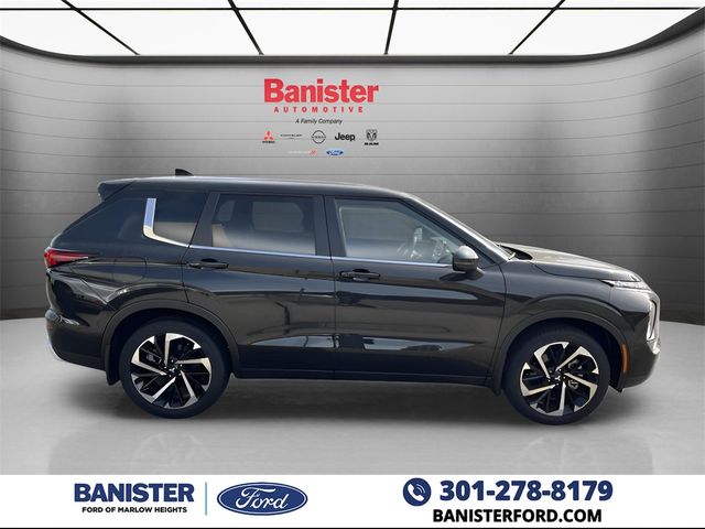 2024 Mitsubishi Outlander Plug-In Hybrid SEL