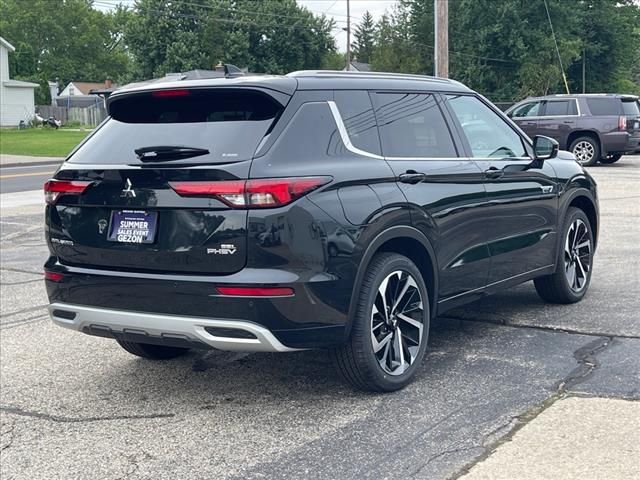 2024 Mitsubishi Outlander Plug-In Hybrid SEL