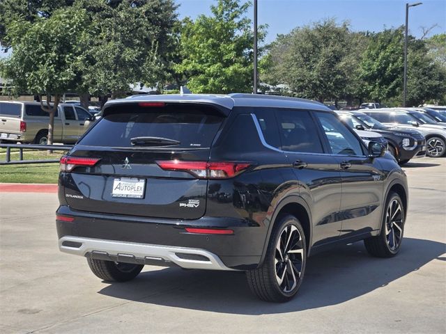 2024 Mitsubishi Outlander Plug-In Hybrid SEL Platinum Edition