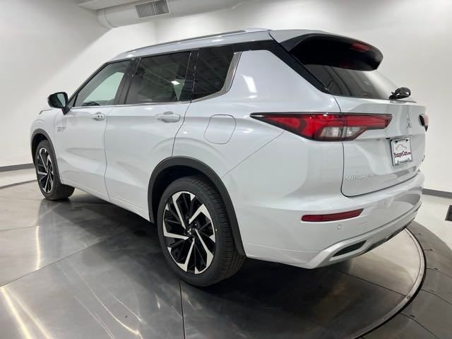 2024 Mitsubishi Outlander PHEV SEL