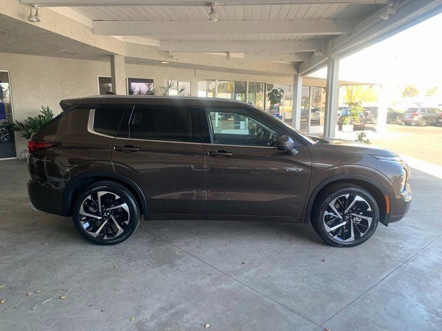 2024 Mitsubishi Outlander Plug-In Hybrid SEL