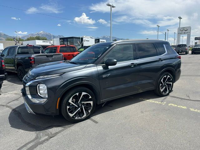 2024 Mitsubishi Outlander Plug-In Hybrid SEL