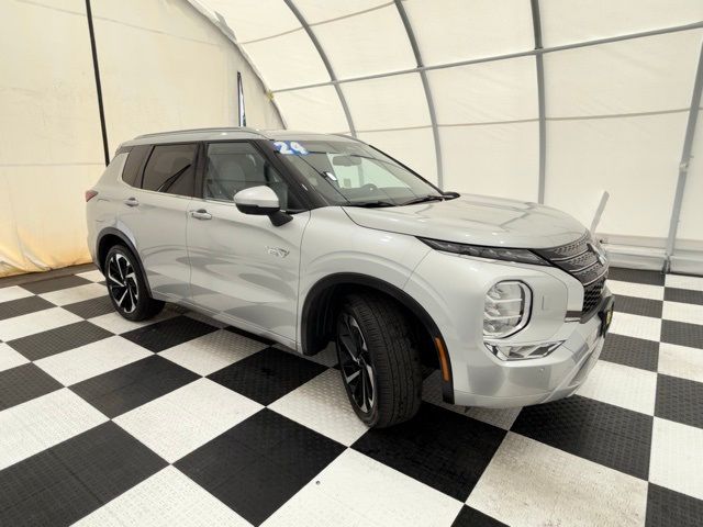 2024 Mitsubishi Outlander Plug-In Hybrid SEL Black Edition