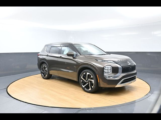 2024 Mitsubishi Outlander Plug-In Hybrid SEL Black Edition
