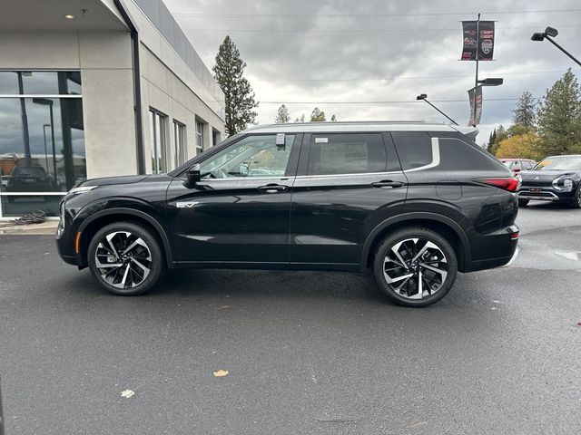 2024 Mitsubishi Outlander Plug-In Hybrid SEL Platinum Edition