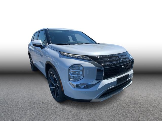 2024 Mitsubishi Outlander PHEV SE