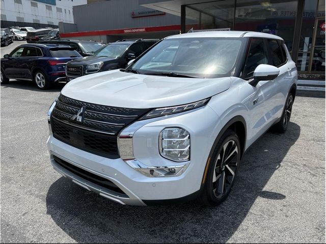 2024 Mitsubishi Outlander PHEV SE