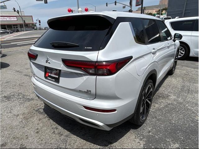 2024 Mitsubishi Outlander PHEV SE