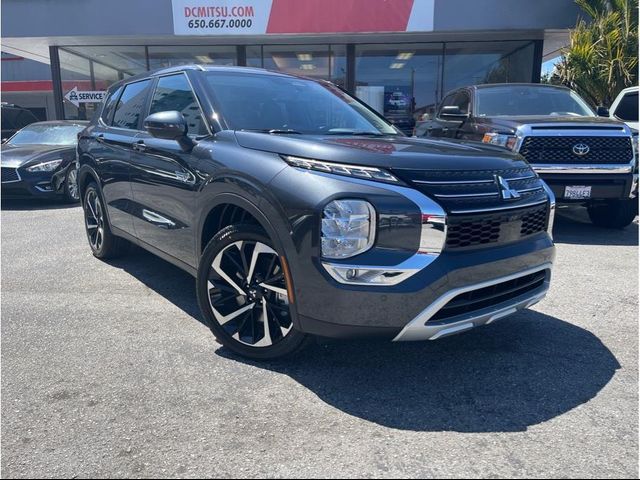 2024 Mitsubishi Outlander PHEV SE