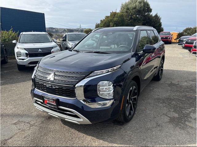 2024 Mitsubishi Outlander Plug-In Hybrid 