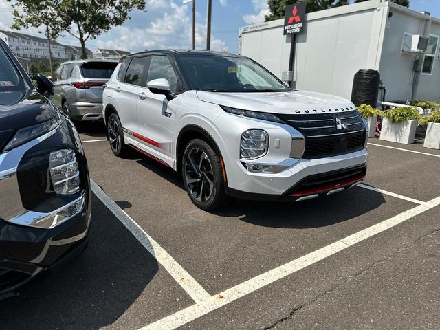 2024 Mitsubishi Outlander Plug-In Hybrid SE Ralliart