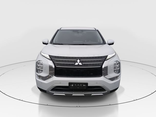 2024 Mitsubishi Outlander Plug-In Hybrid SE
