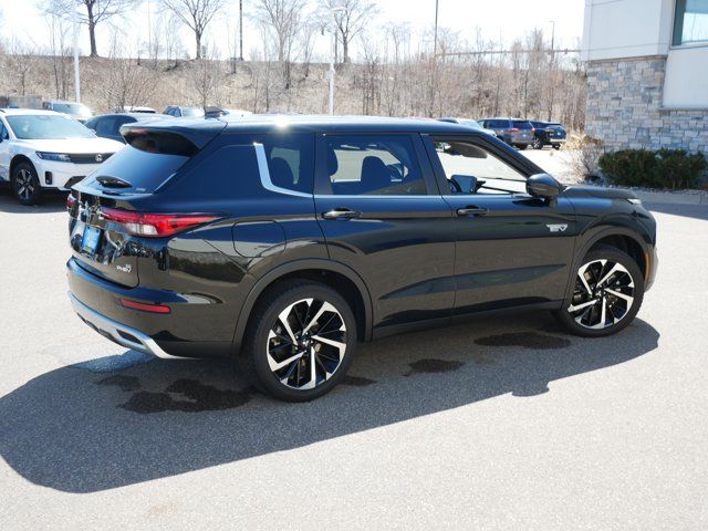 2024 Mitsubishi Outlander Plug-In Hybrid SE
