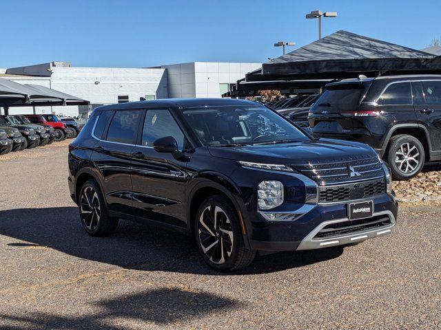 2024 Mitsubishi Outlander Plug-In Hybrid SE