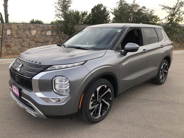 2024 Mitsubishi Outlander Plug-In Hybrid SE