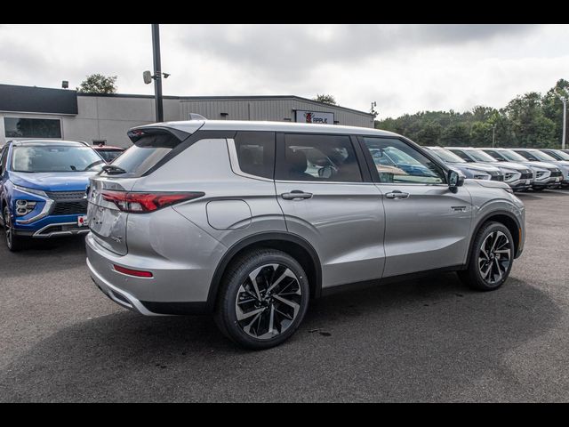 2024 Mitsubishi Outlander Plug-In Hybrid SE