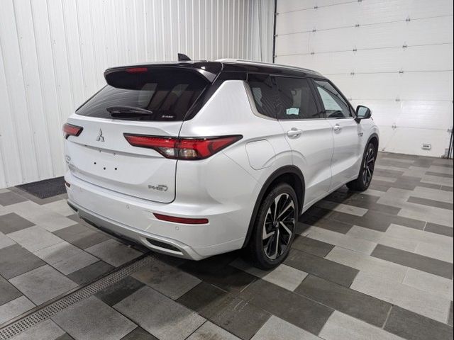 2024 Mitsubishi Outlander Plug-In Hybrid SEL