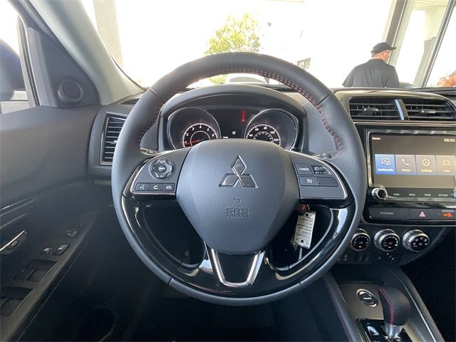 2024 Mitsubishi Outlander Sport LE