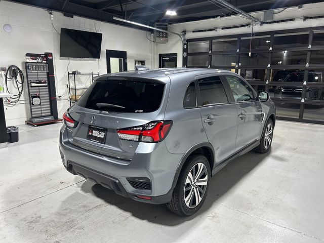 2024 Mitsubishi Outlander Sport SE