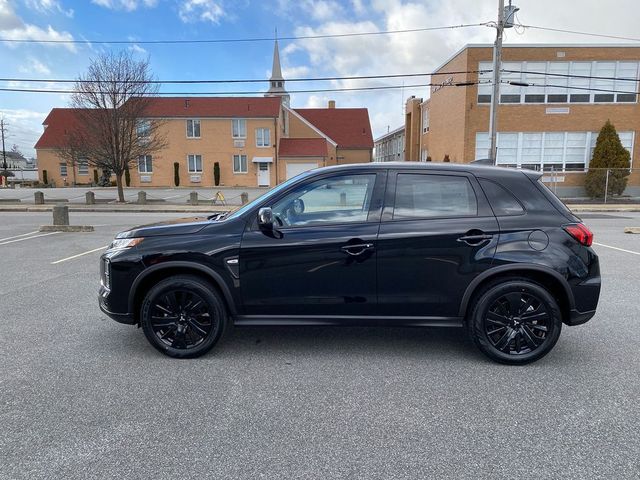 2024 Mitsubishi Outlander Sport LE