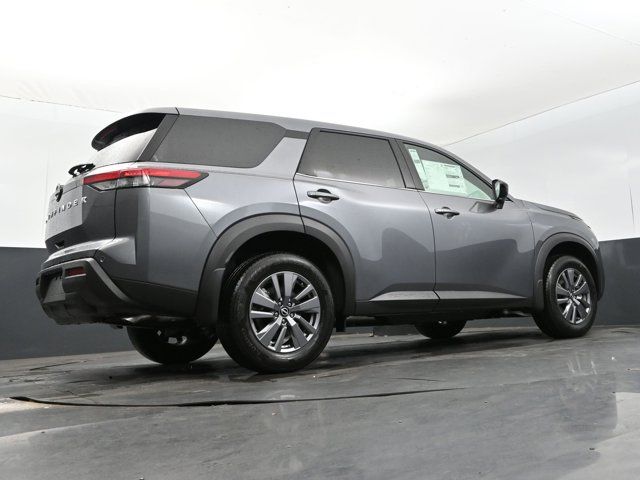 2024 Nissan Pathfinder S