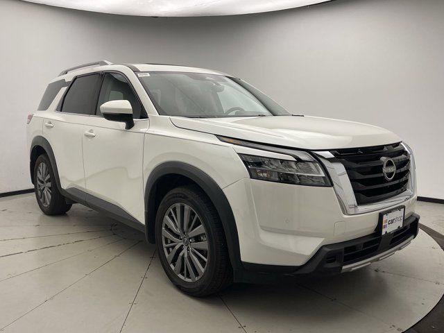 2024 Nissan Pathfinder SL