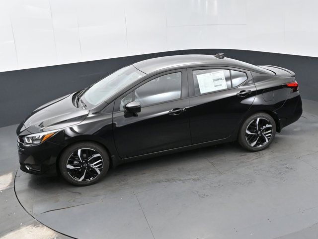 2024 Nissan Versa SR