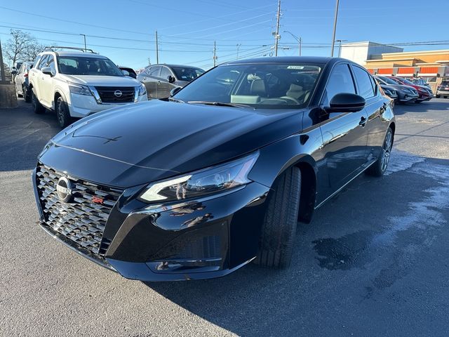 2024 Nissan Altima 2.0 SR