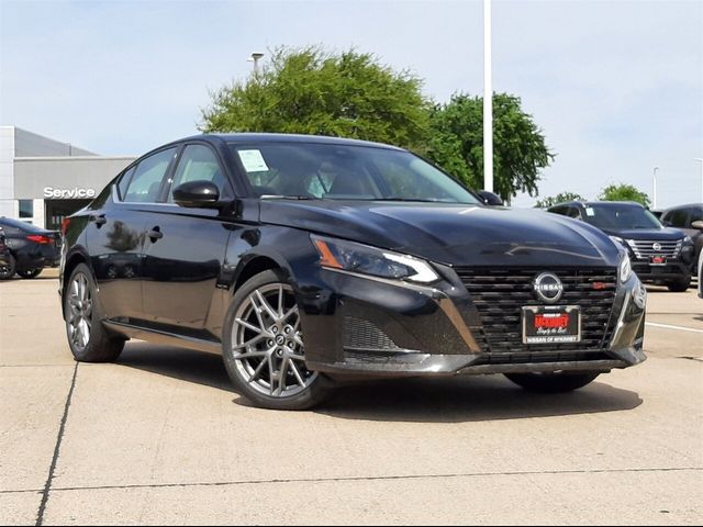 2024 Nissan Altima 2.0 SR