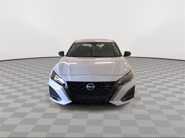 2024 Nissan Altima 2.0 SR