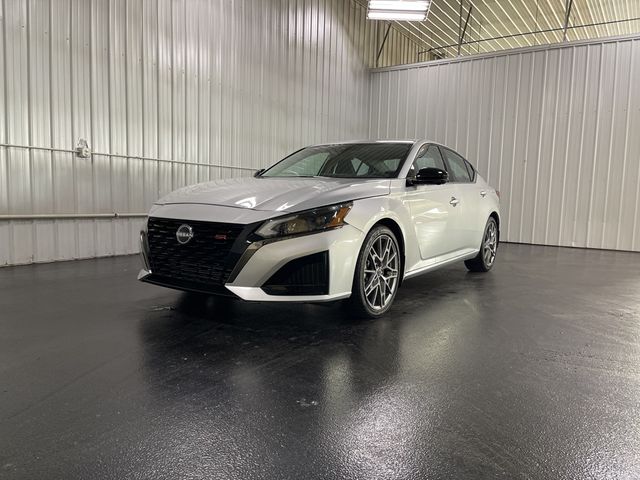 2024 Nissan Altima 2.0 SR