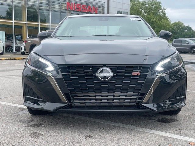 2024 Nissan Altima 2.0 SR