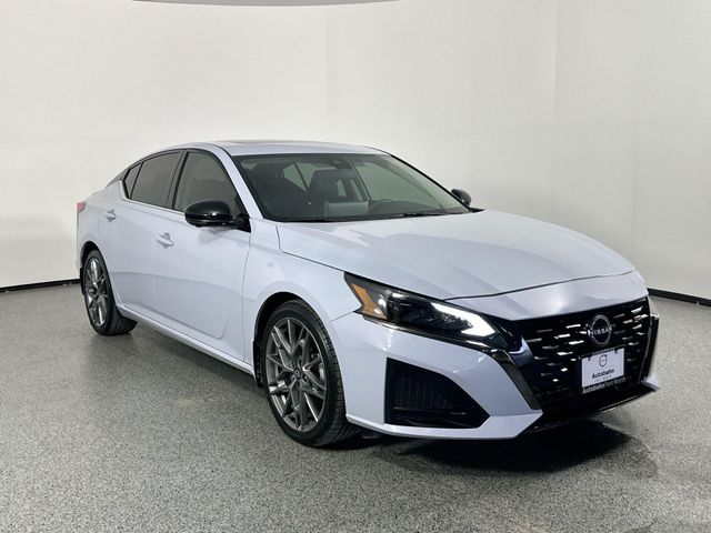 2024 Nissan Altima 2.0 SR