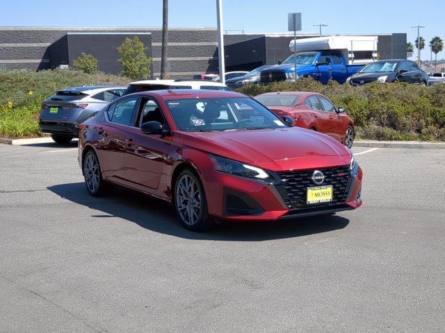 2024 Nissan Altima 2.0 SR