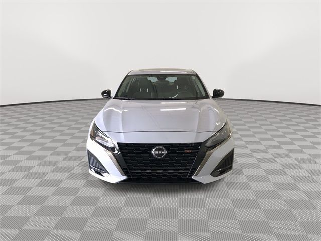 2024 Nissan Altima 2.0 SR