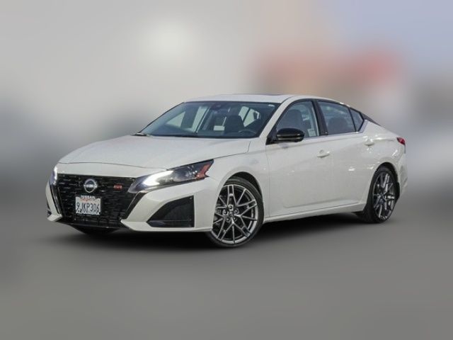 2024 Nissan Altima 2.0 SR