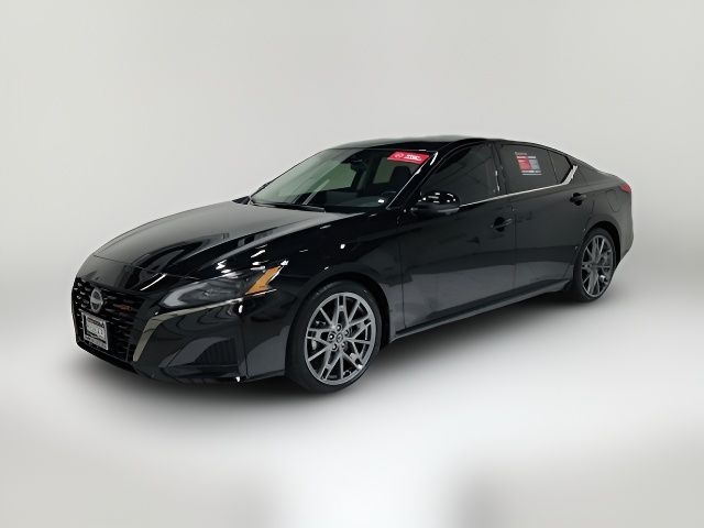 2024 Nissan Altima 2.0 SR