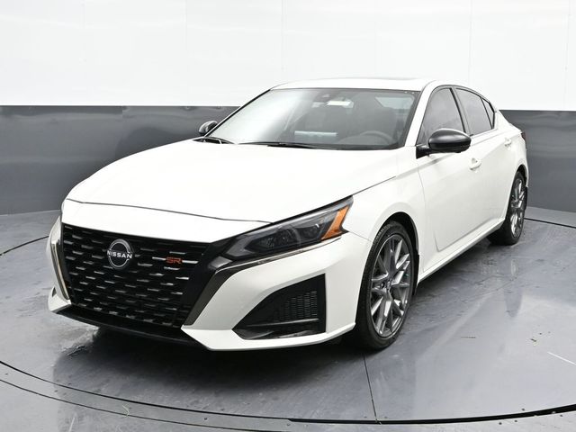 2024 Nissan Altima 2.0 SR