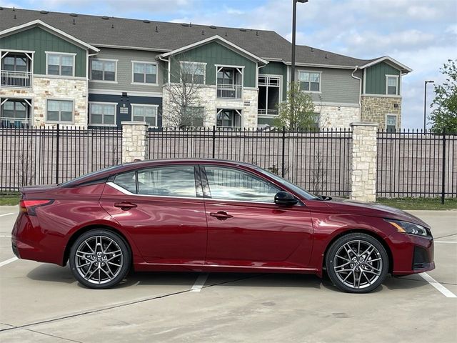 2024 Nissan Altima 2.0 SR