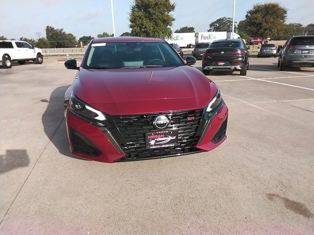 2024 Nissan Altima 2.0 SR