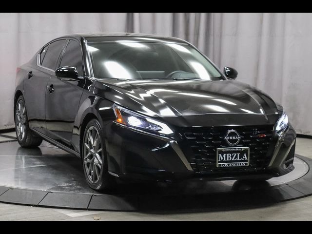 2024 Nissan Altima 2.0 SR