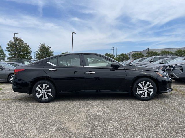 2024 Nissan Altima 2.5 S