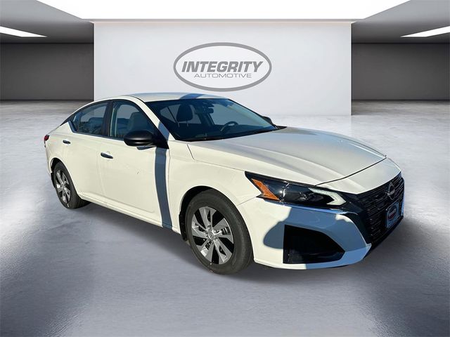 2024 Nissan Altima 2.5 S