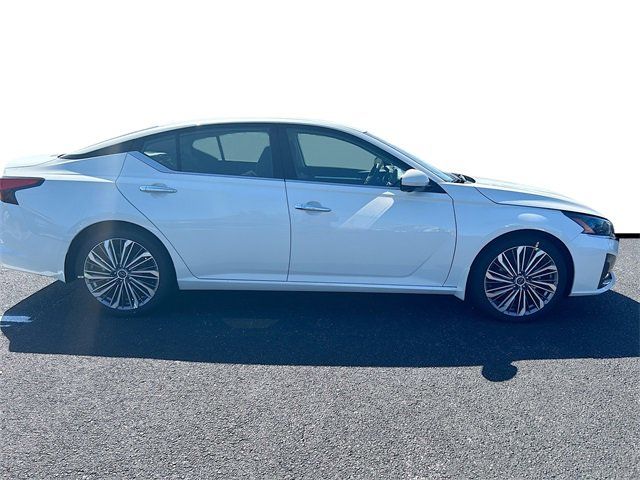 2024 Nissan Altima 2.5 SL