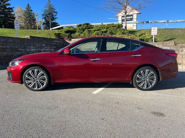 2024 Nissan Altima 2.5 SL