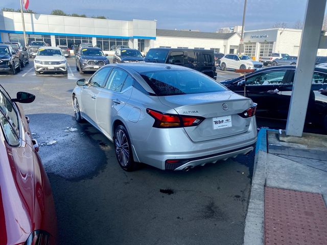 2024 Nissan Altima 2.5 SL