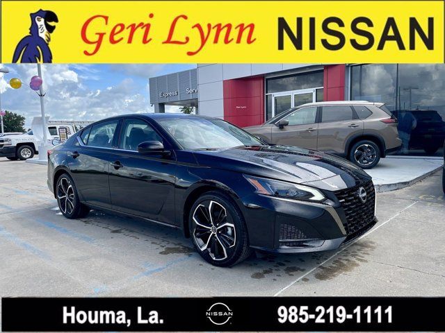 2024 Nissan Altima 2.5 SR