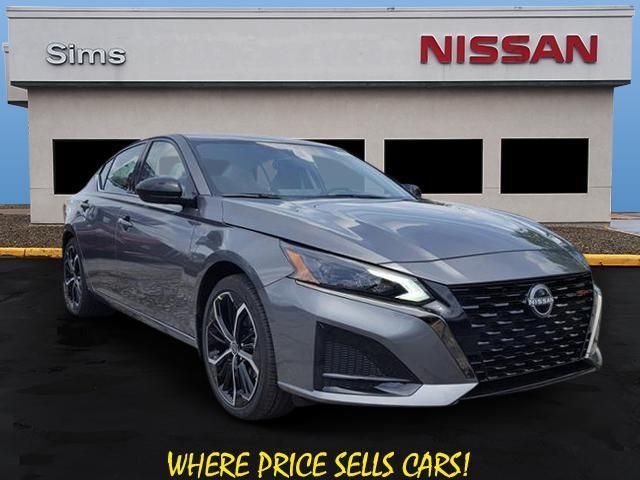 2024 Nissan Altima 2.5 SR