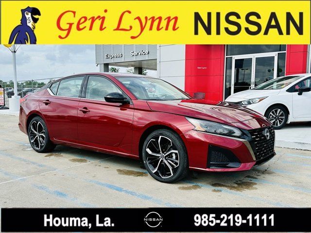 2024 Nissan Altima 2.5 SR